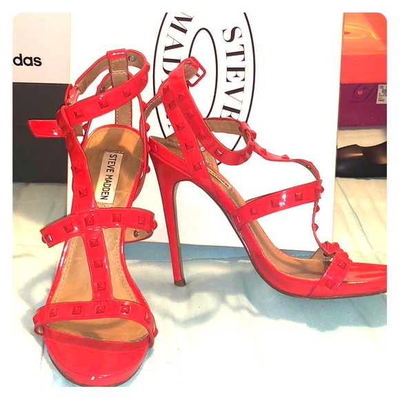 Steve Madden Heels - Picture 1 of 1